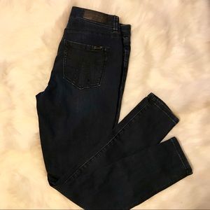 7 high rise skinny. NEW without tags. Seven jeans